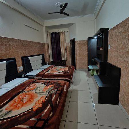 Aashirwad Hotel Катра Екстер'єр фото