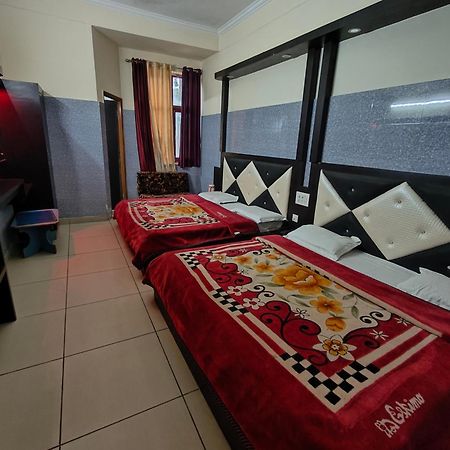 Aashirwad Hotel Катра Екстер'єр фото
